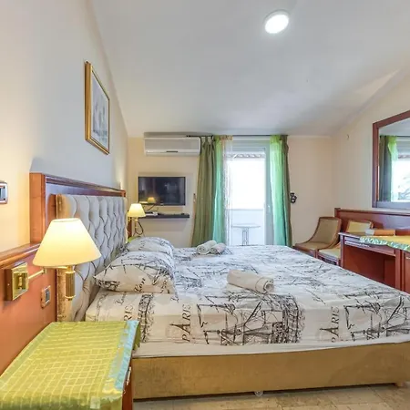 Apartments Luna
