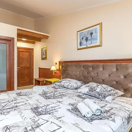 Apartments Luna Guest house