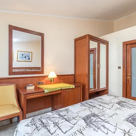 Apartments Luna Guest house